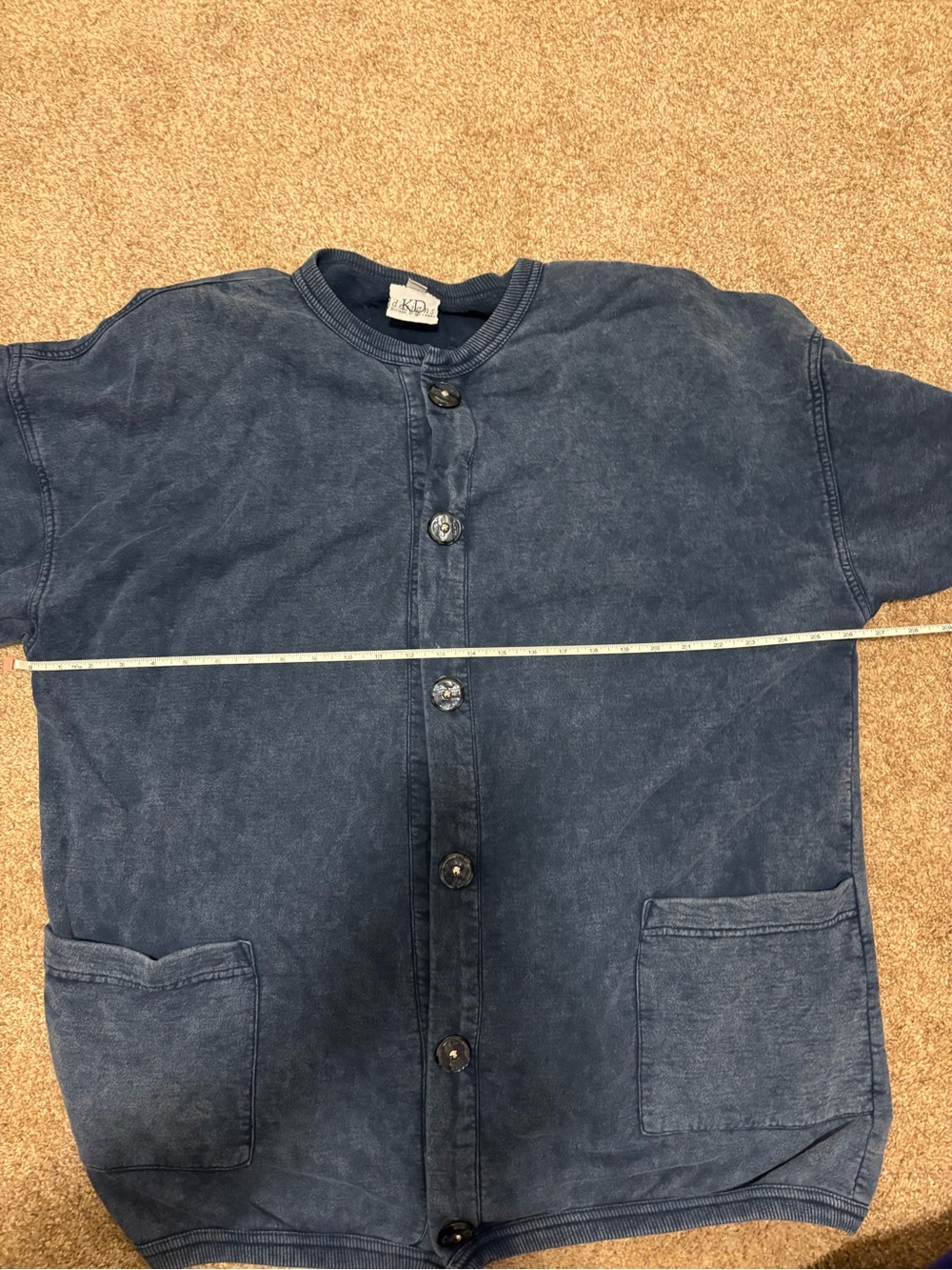 Women’s 90s Vintage Washed Blue Button Front Cardigan Sweatshirt w Shoulder Pads - Picture 6 of 16